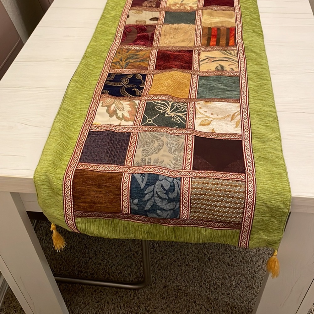 Turkish table runner - Picture 2 of 7